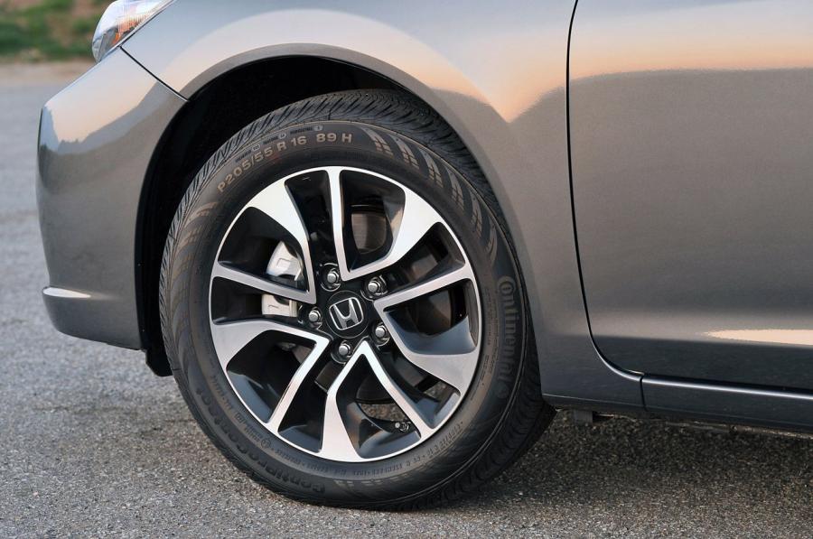  Honda Civic 2013 года  (фото 40 из 47)